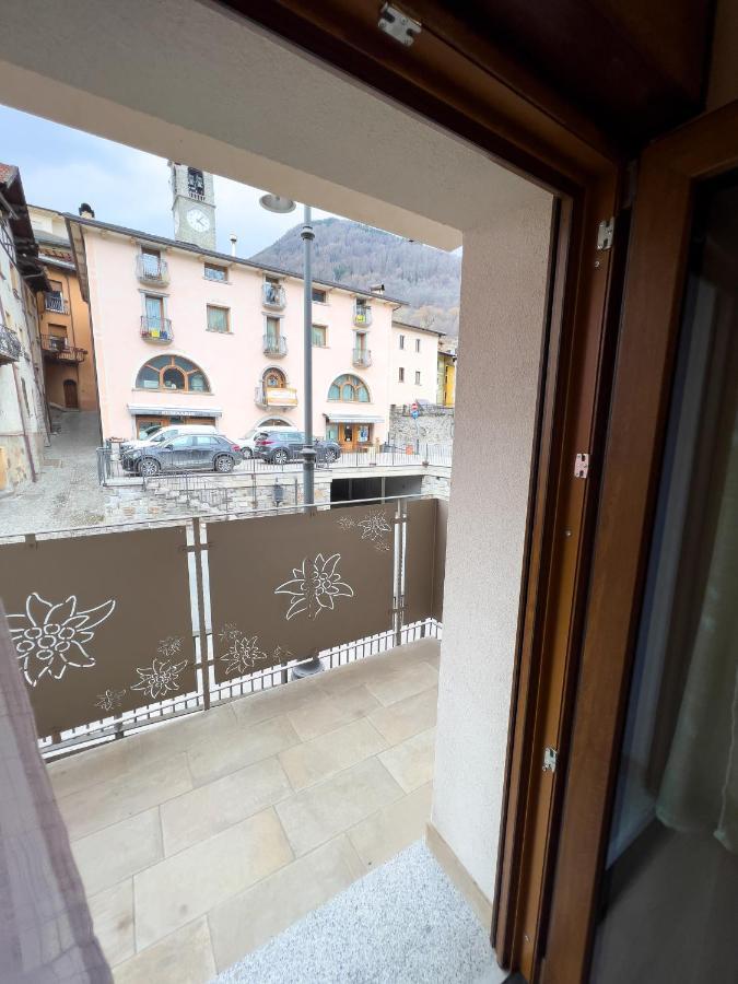 Aparthotel El Rocol Vezza dʼOglio Exteriér fotografie