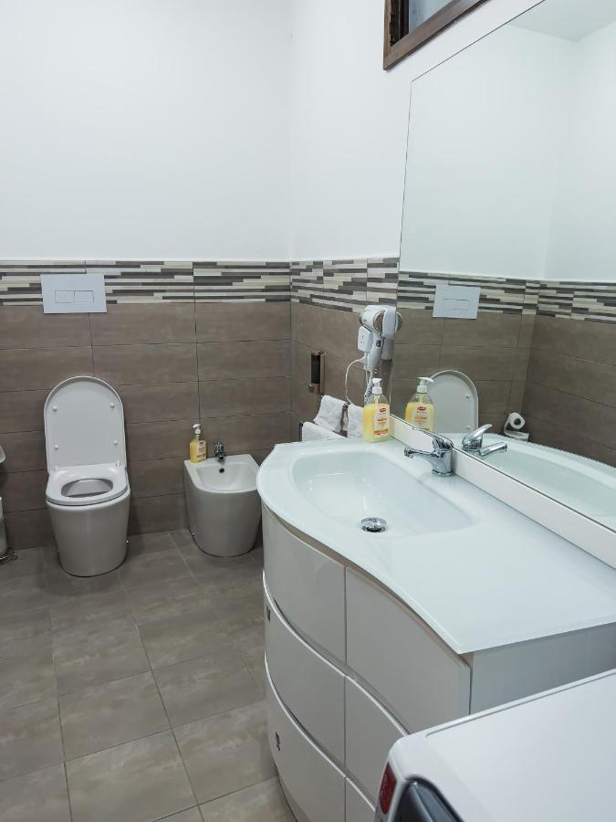 Aparthotel El Rocol Vezza dʼOglio Exteriér fotografie